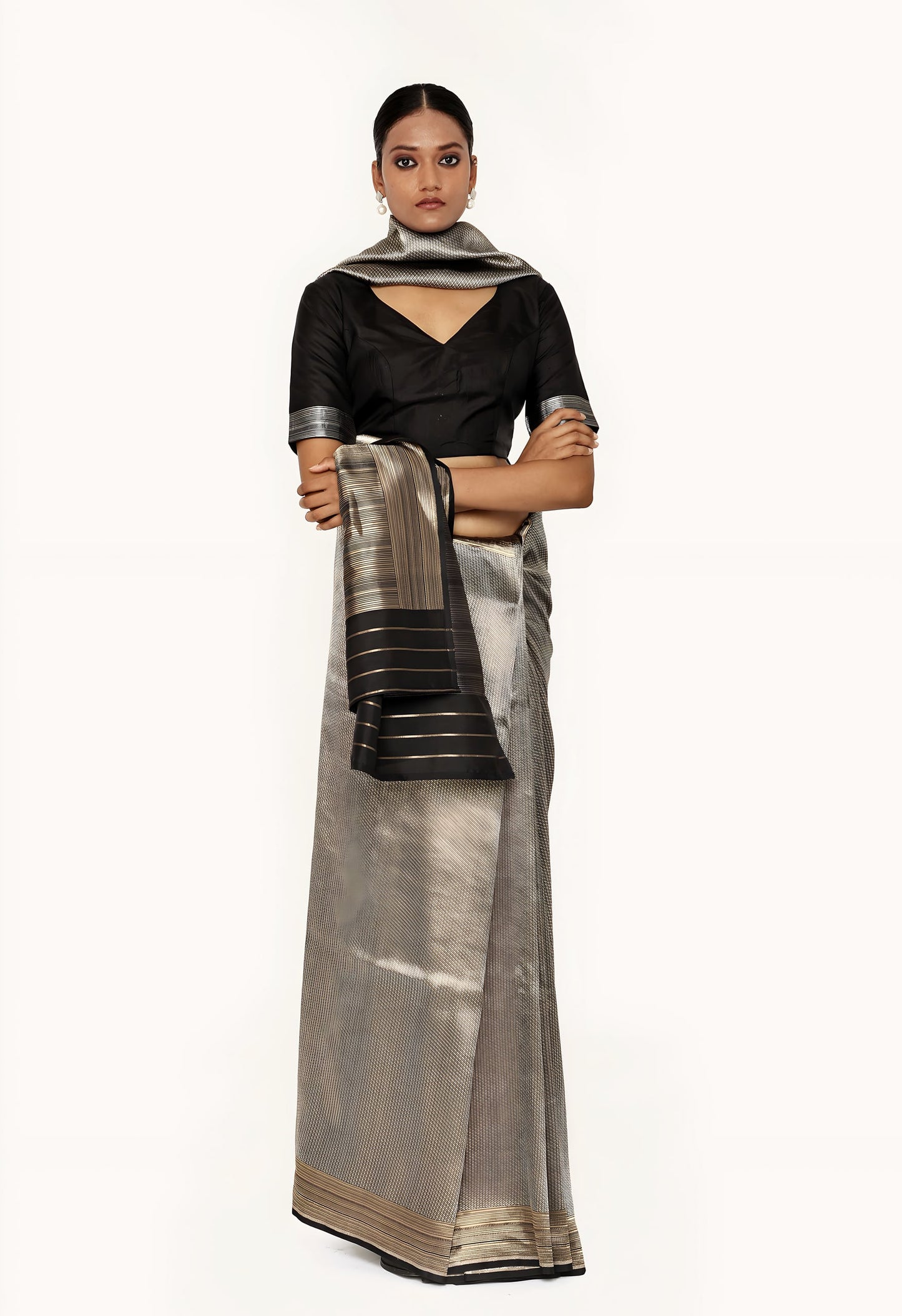 Dhari - BLACK GOLD SILVER JARI