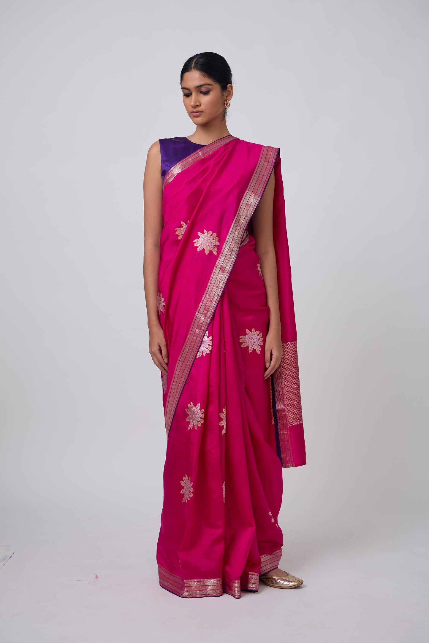 Booti - Rani Silk Saree