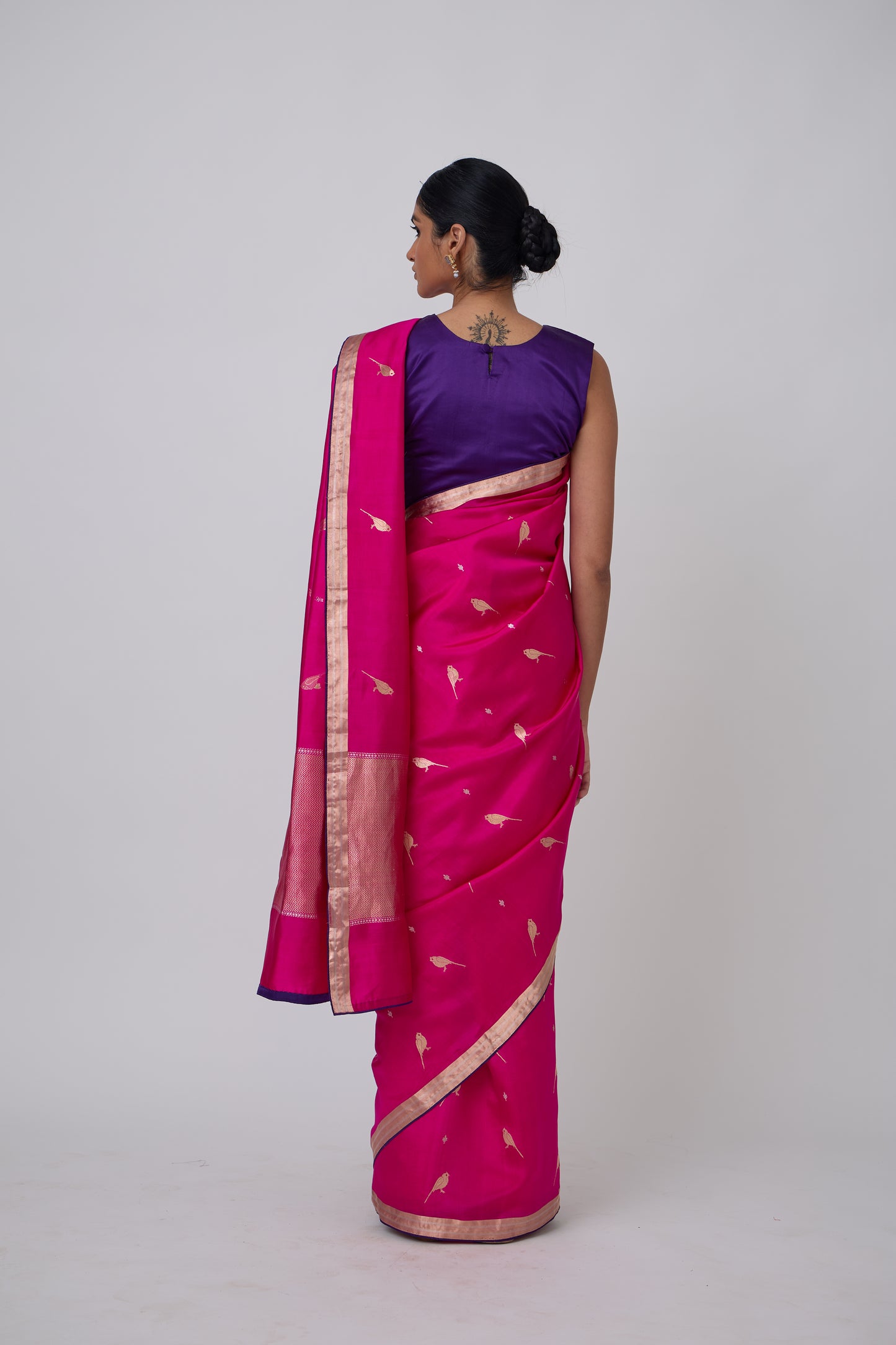 Booti - Rani Silk Saree