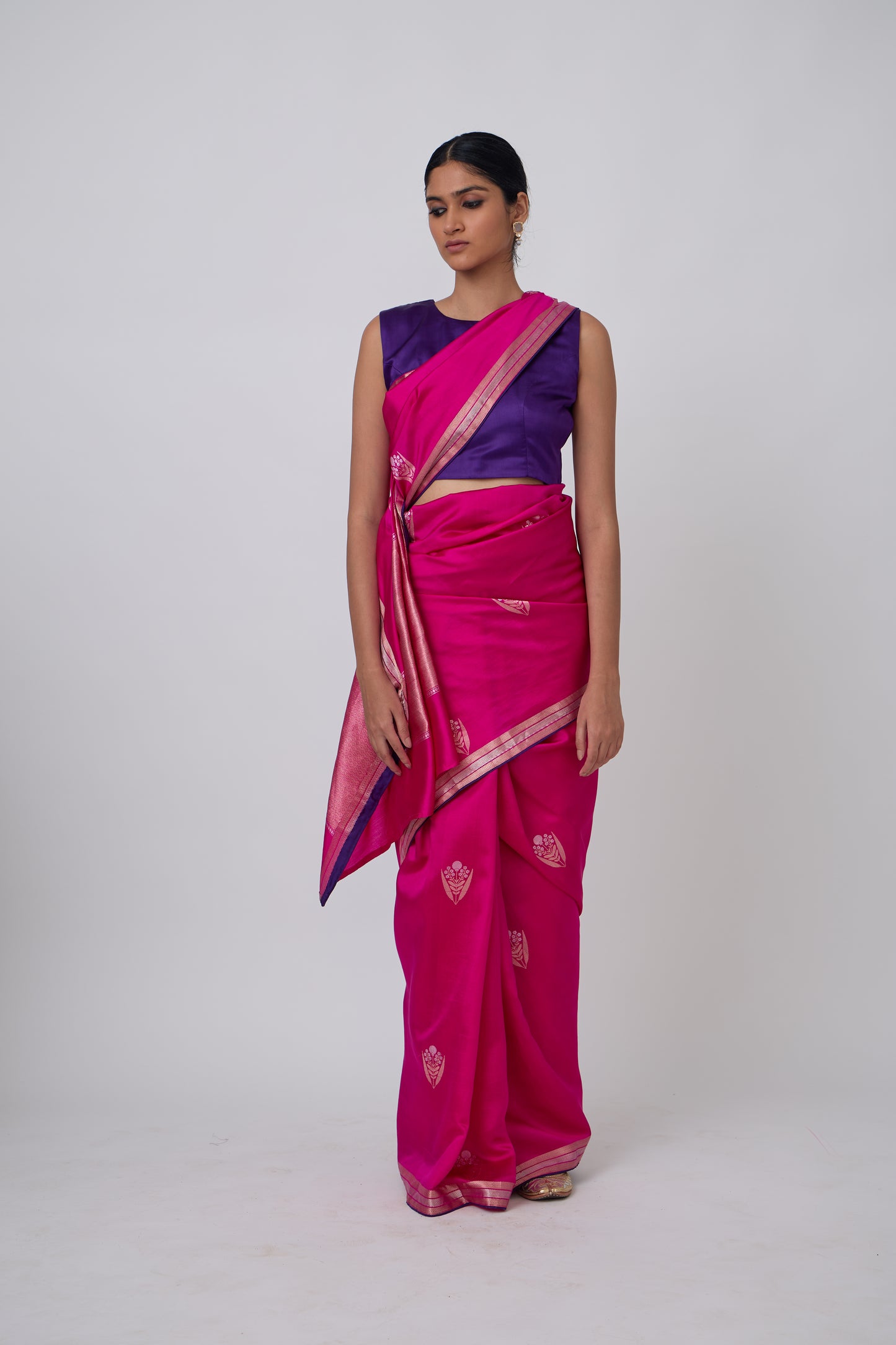 Booti - Rani Silk Saree
