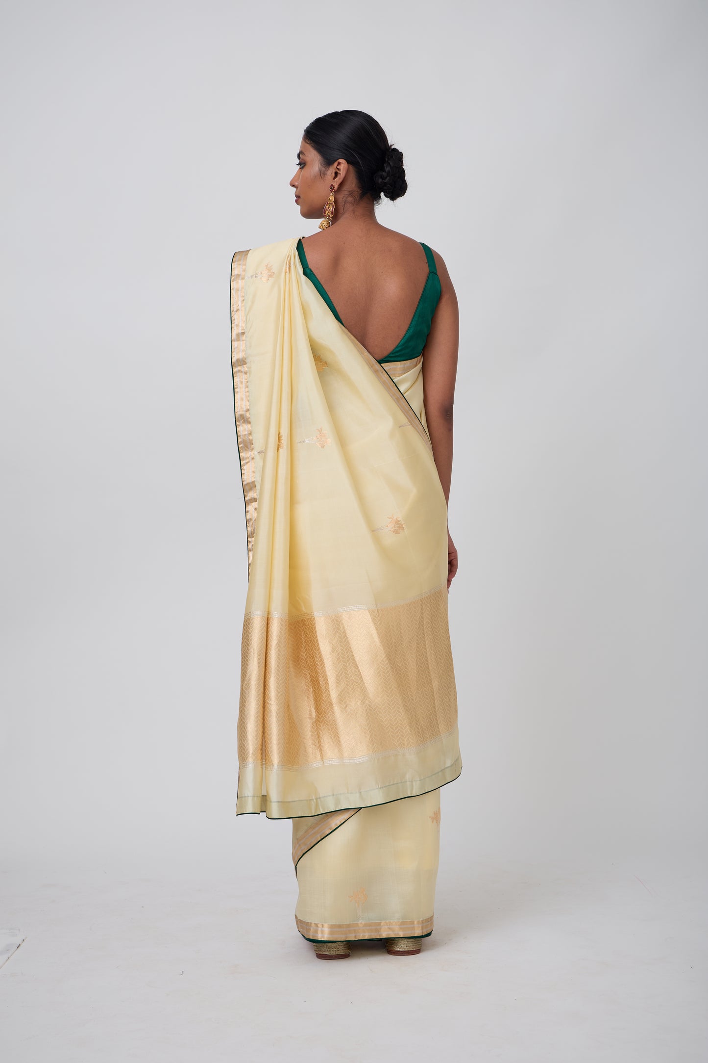 Booti - Light Lemon Silk Saree