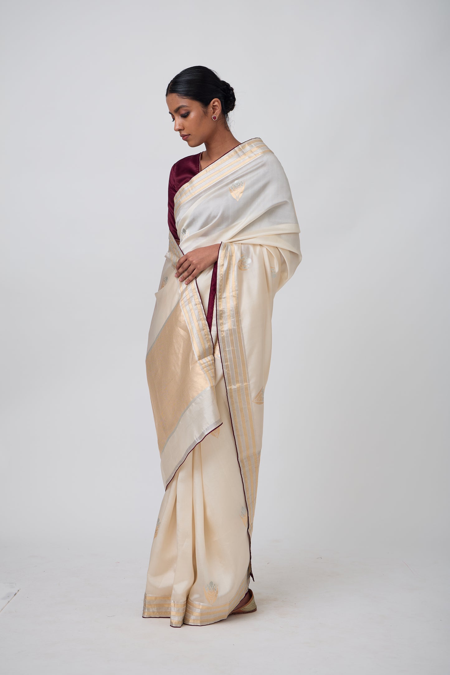 Booti - Beige Silk Saree,