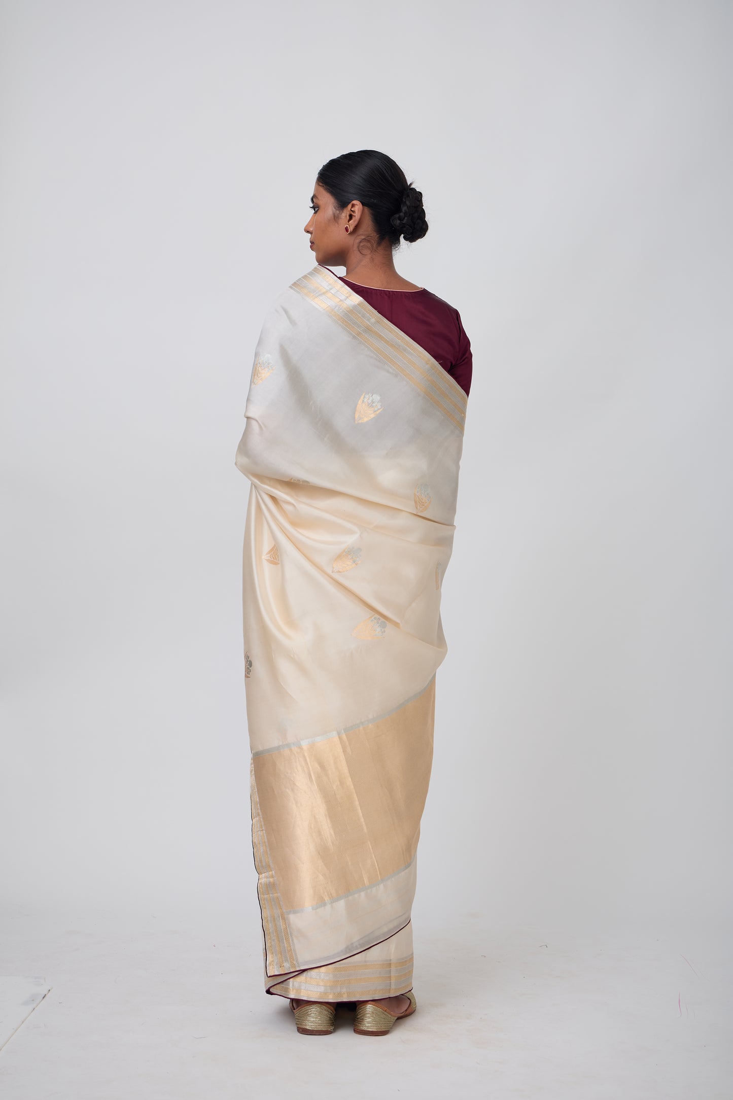 Booti - Beige Silk Saree,