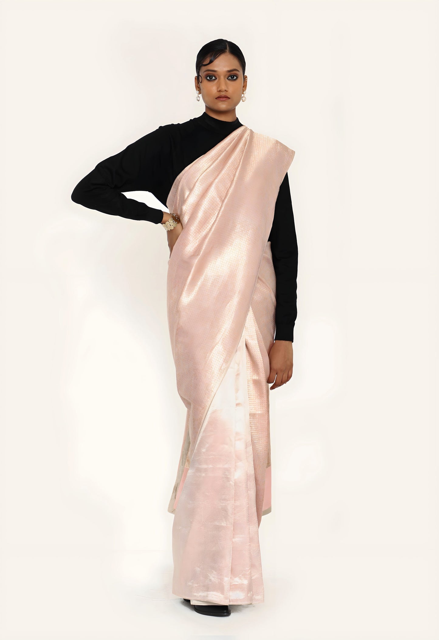 Dhari - PINK GOLD SILVER JARI SONA RUPA SAREE