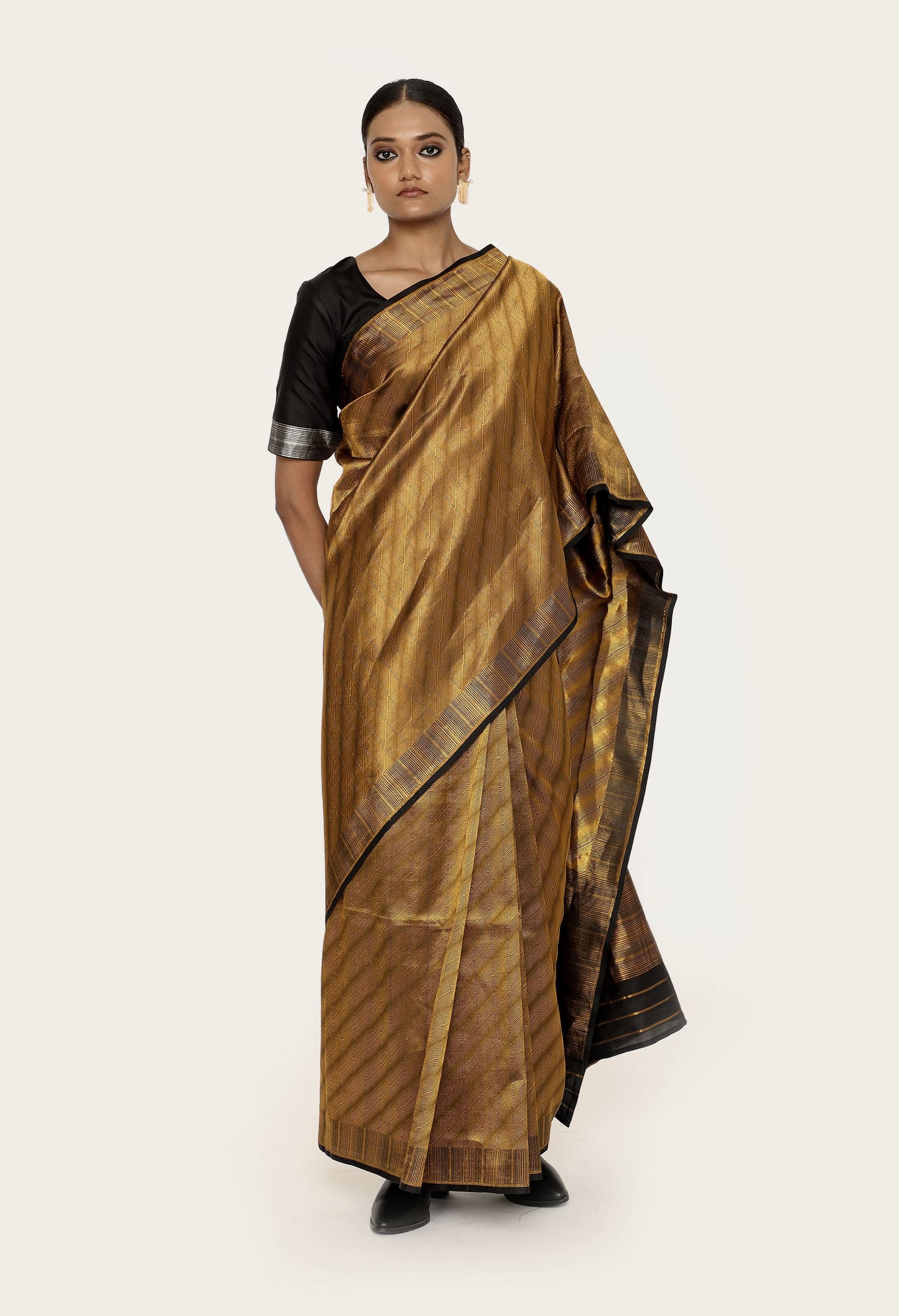 Dhari - BLACK GOLD JARI METALIC
