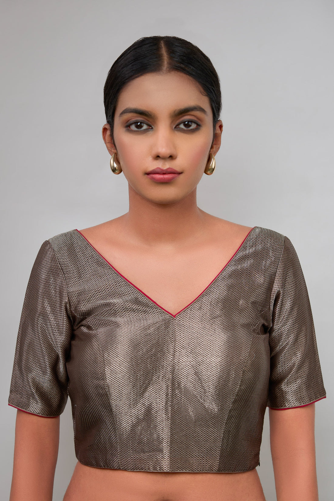 Premium Saree Collection Guide: Golden Beige Silk, Katan Silk & Dual Colour Styles with a Black Satin Blouse