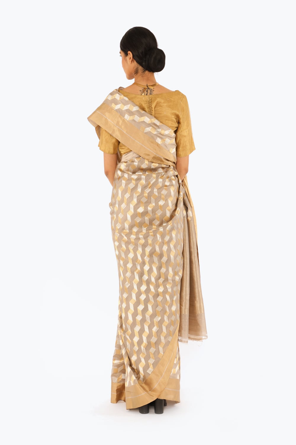 Itta - Beige Saree