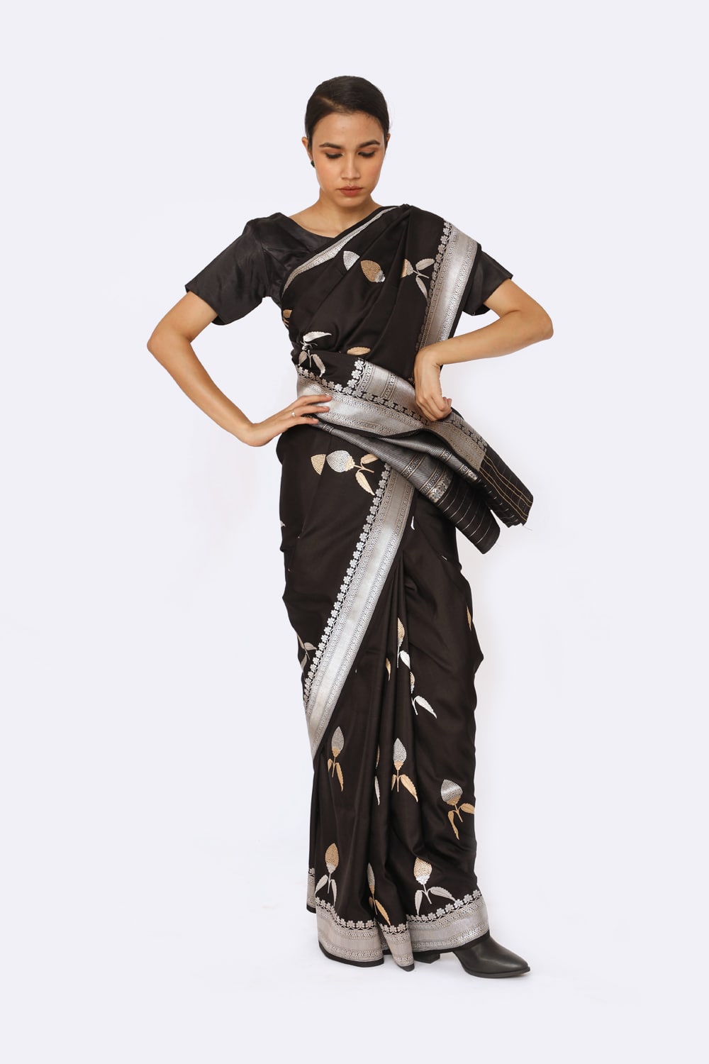 NABHA - Black Saree