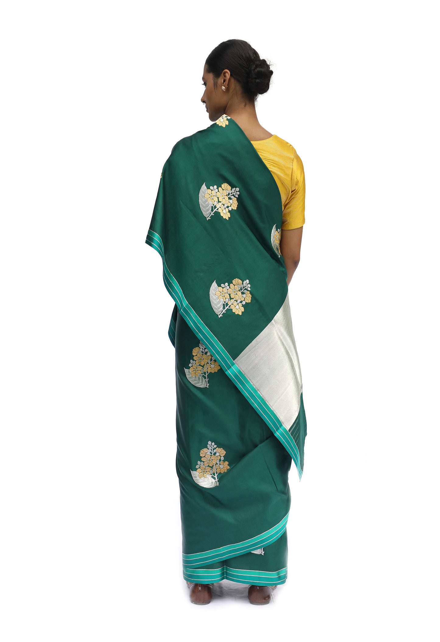 PALLAVI- Bottle Green Saree