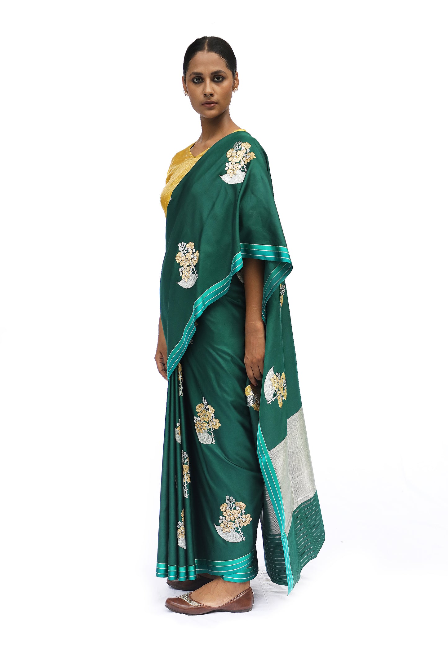 PALLAVI- Bottle Green Saree