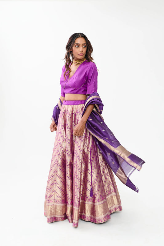 Aarwa Lehenga