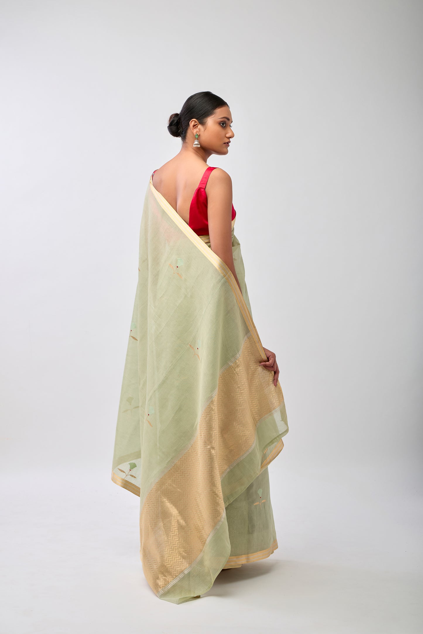 Grishma - Mahogni