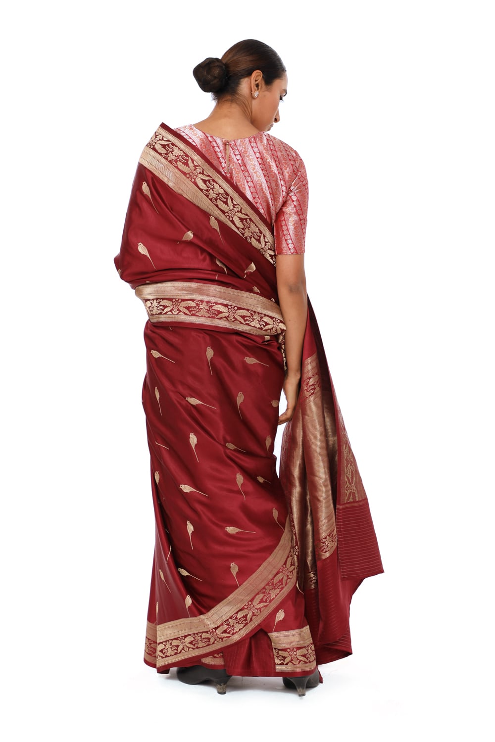 GURAIYA- wine silk saree