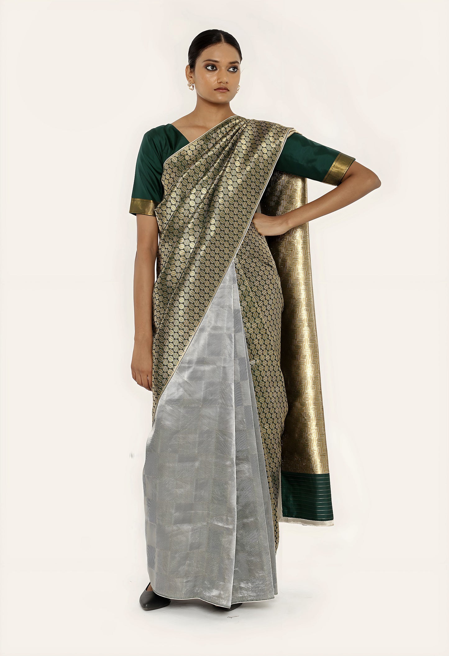 Dhari – Asrafi Saree