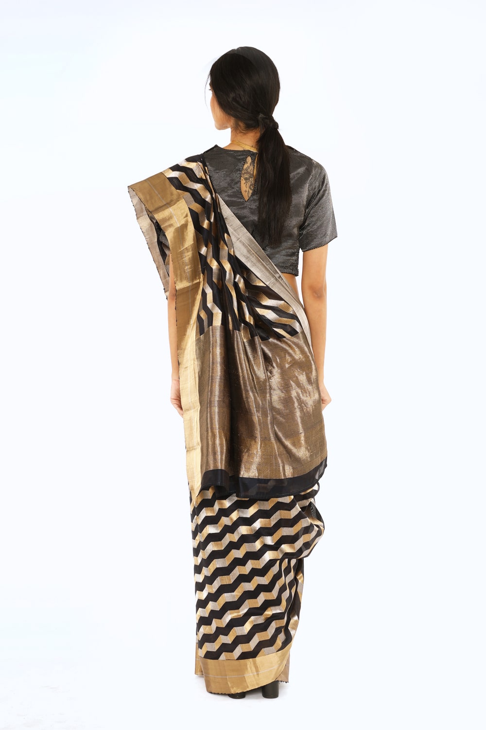 Itta - Black and Gold Saree