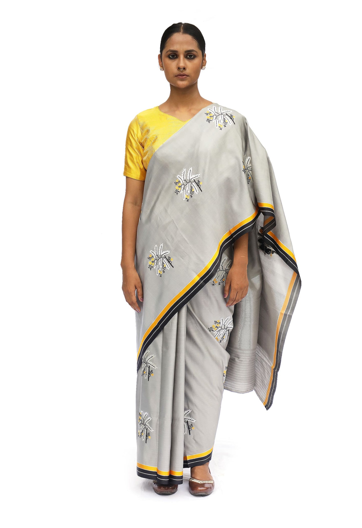 PRACHEE- Light Grey Saree