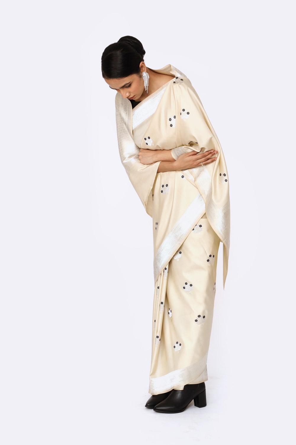 ARJUNA - Ivory White Saree