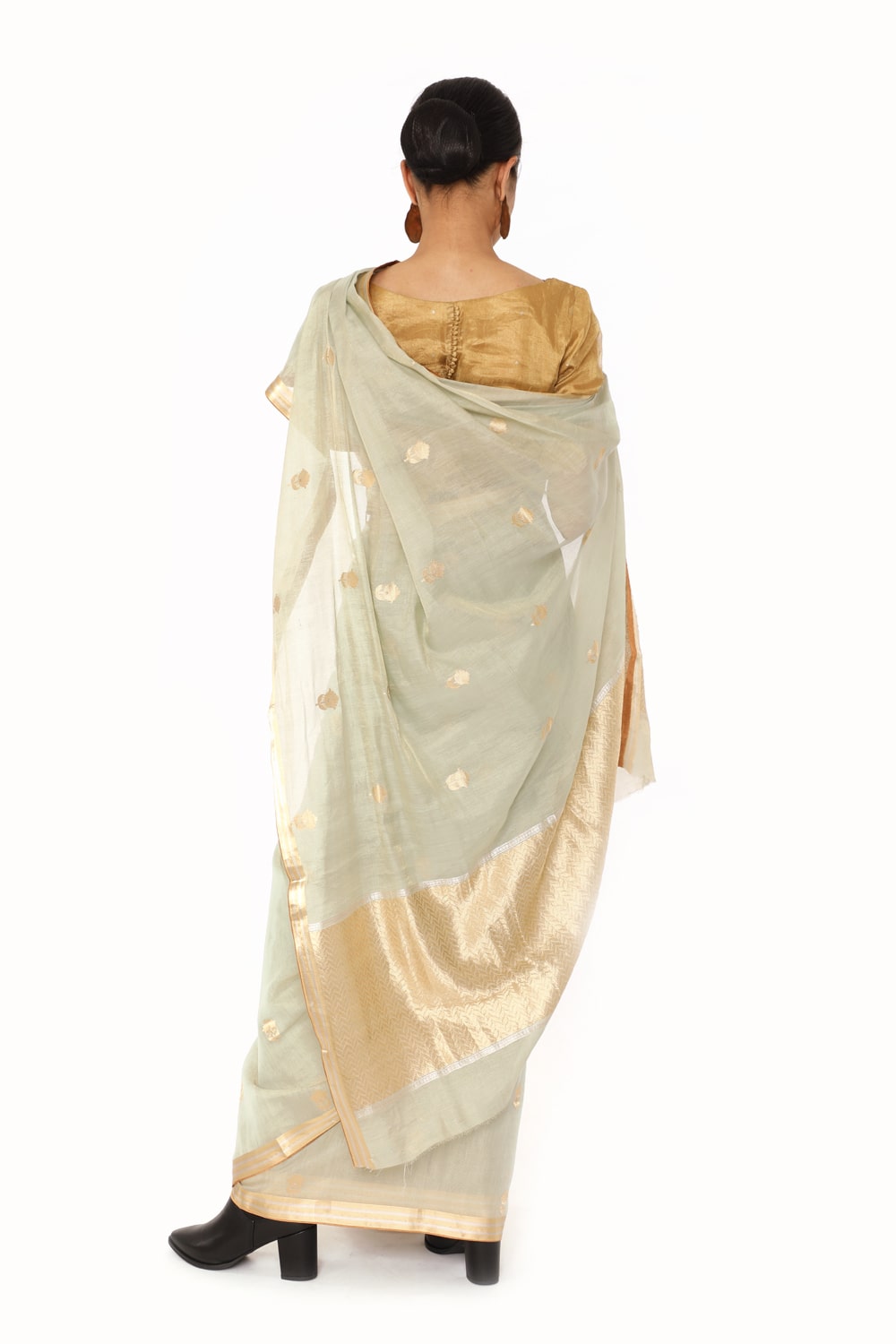 Ella - Pista Saree