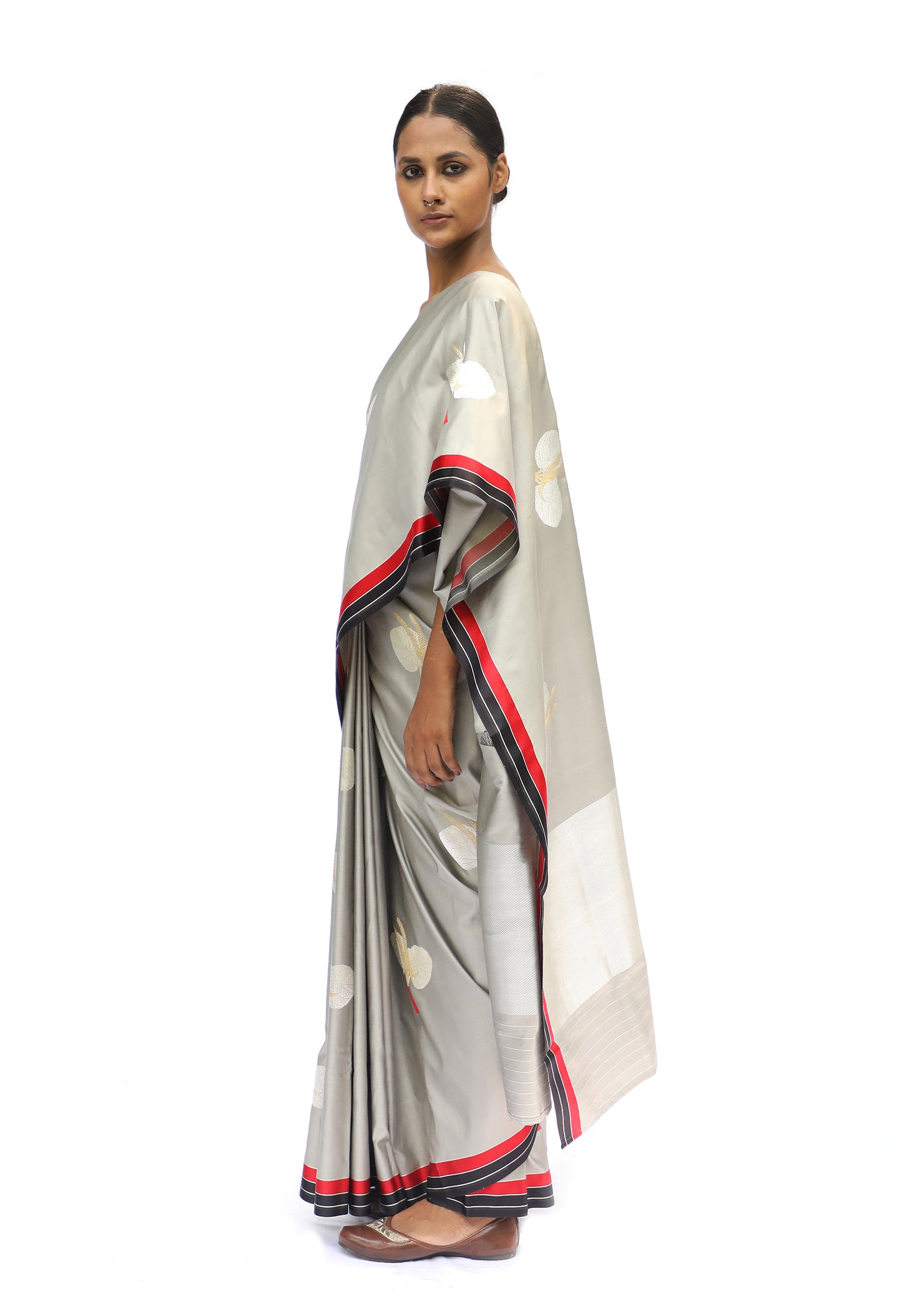 BIRWA- Light grey Saree