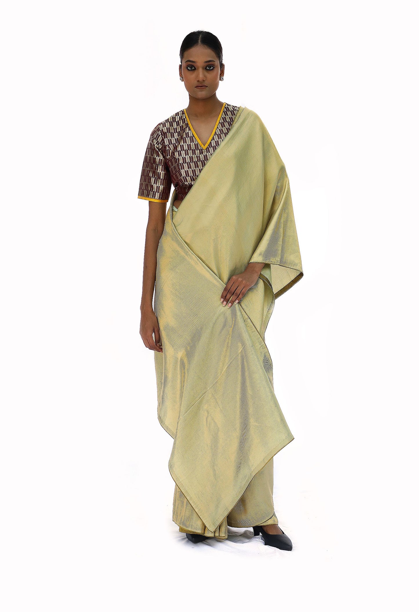 OMANA - dark pista mashru saree