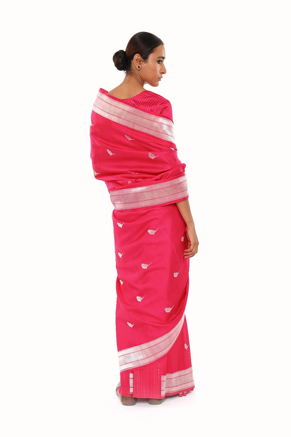 GURAIYA- rani pink saree