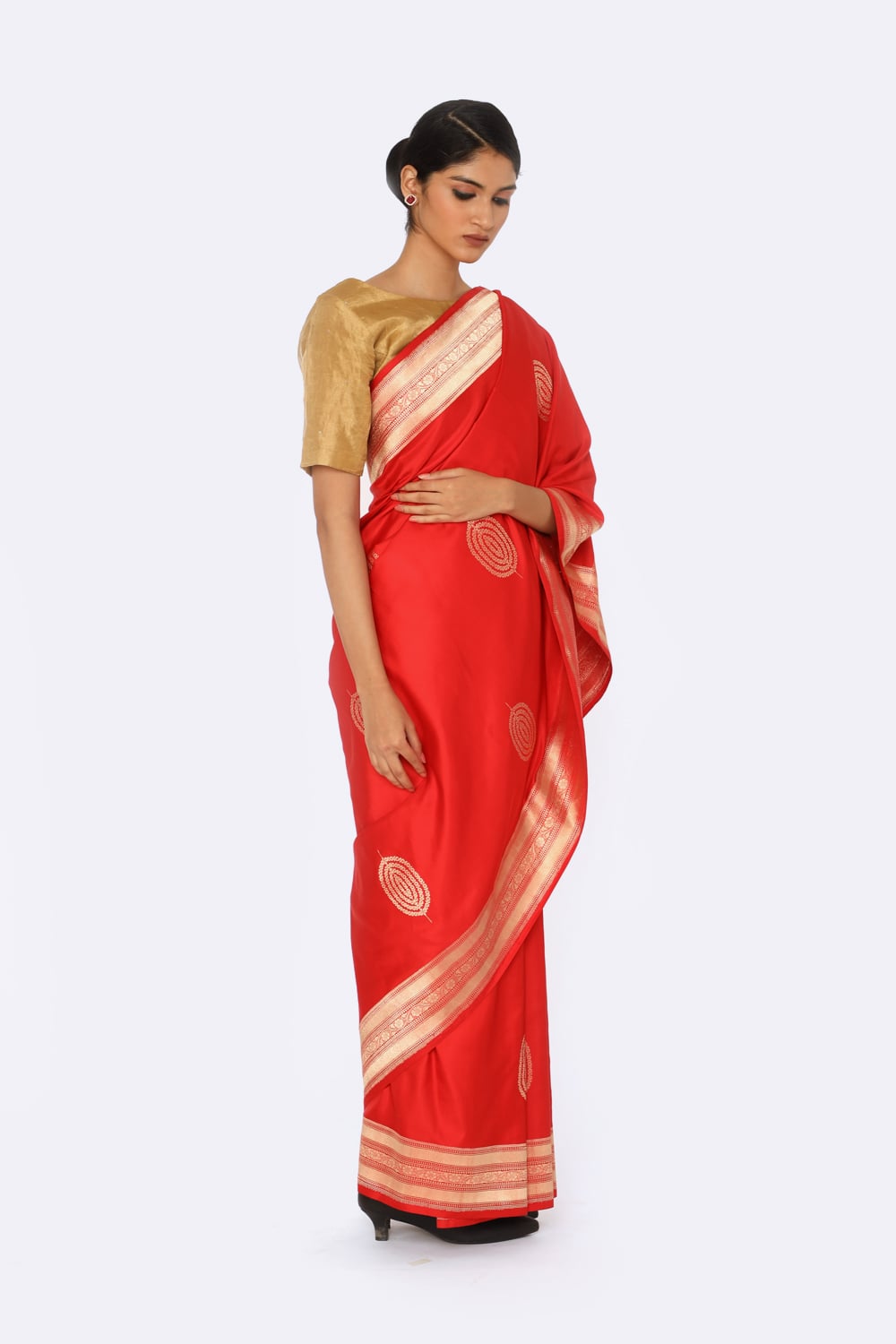 SUMAH – vermillion red saree