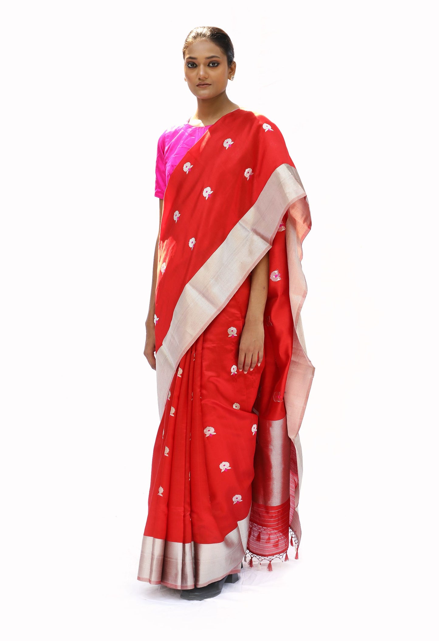 LOHITAH - floral bootidaar saree