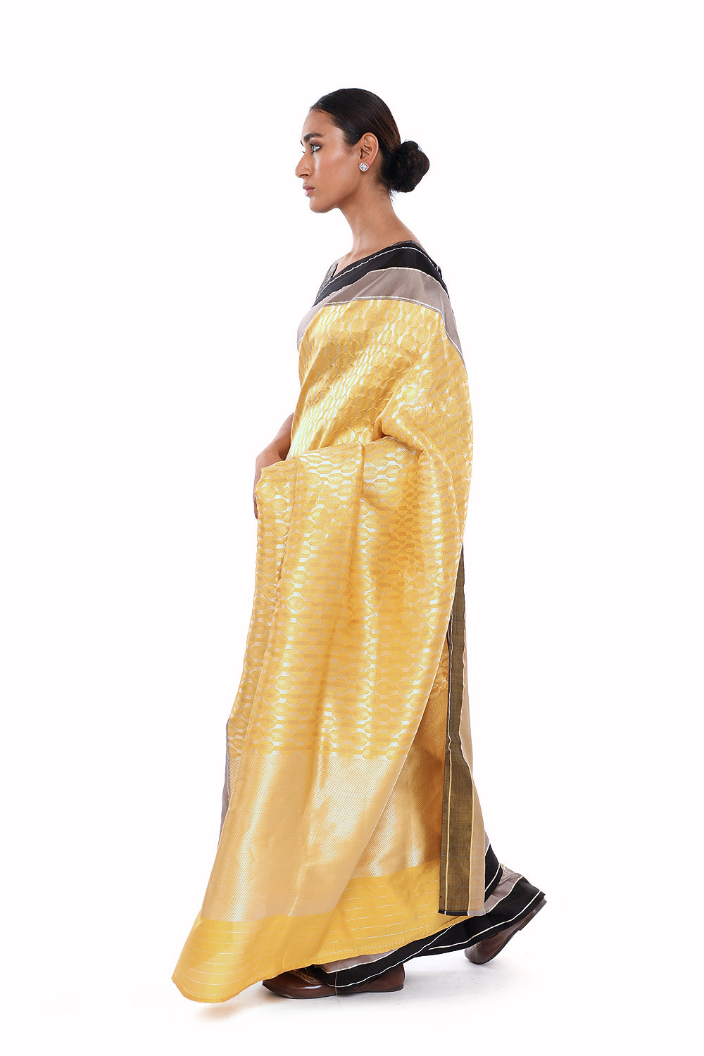 ITTA - lemon yellow saree