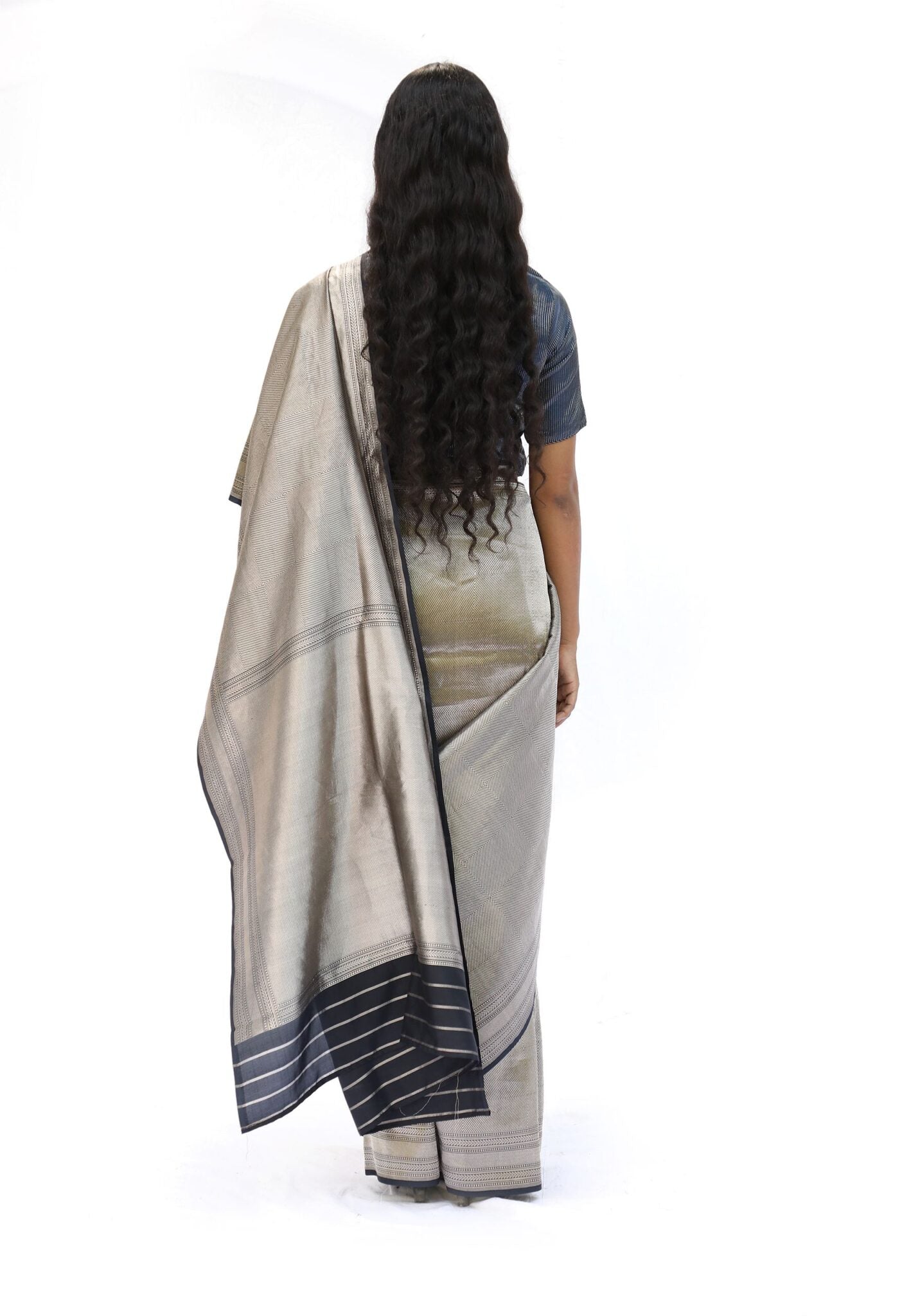 DHARA – grey mashru silk saree